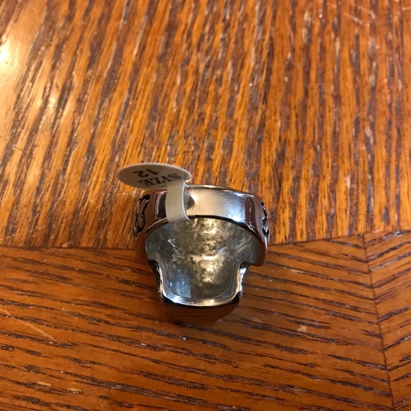 Cool Stainless Steel Skull Ring! - Picture 11 of 14